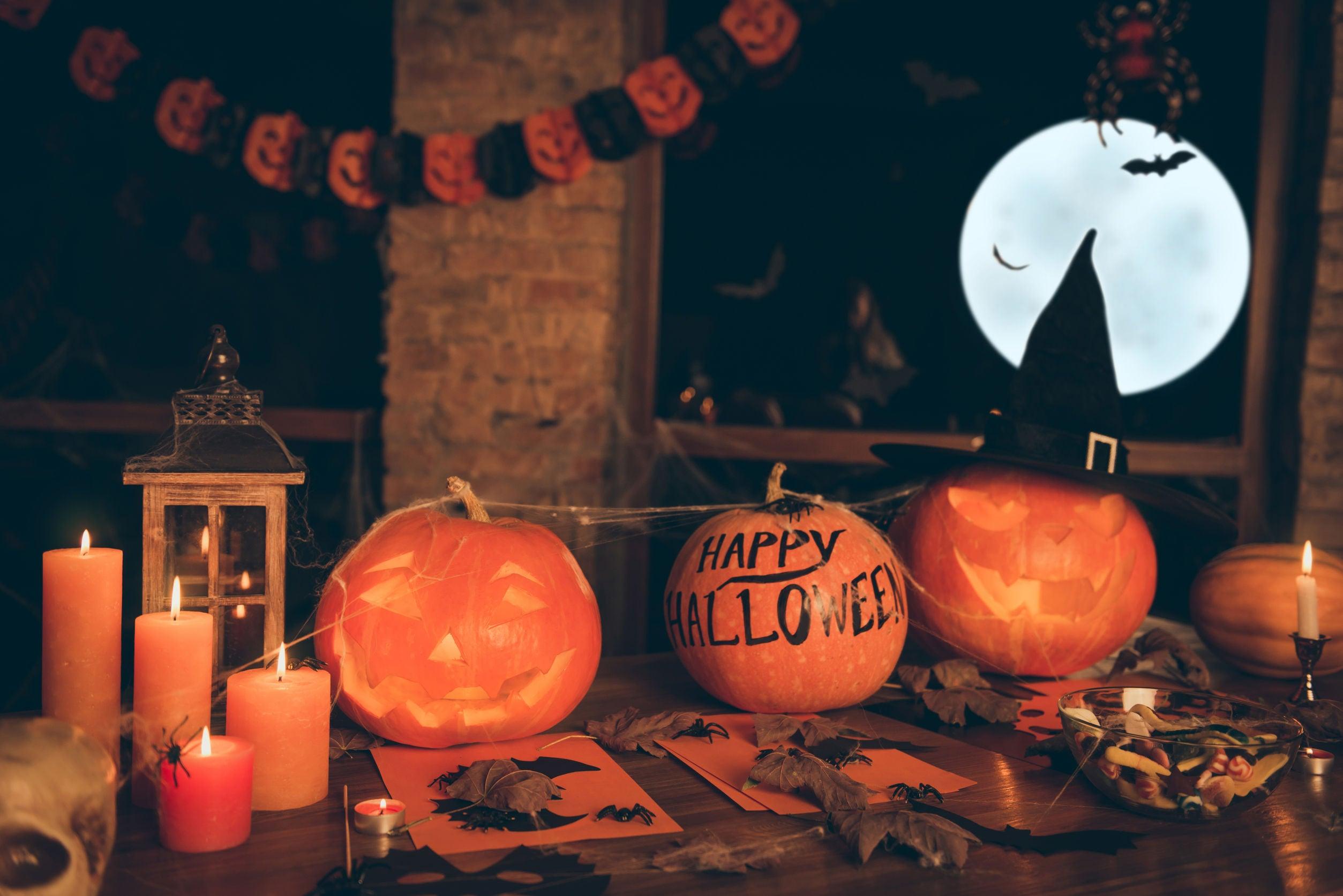 Halloween décor 2021