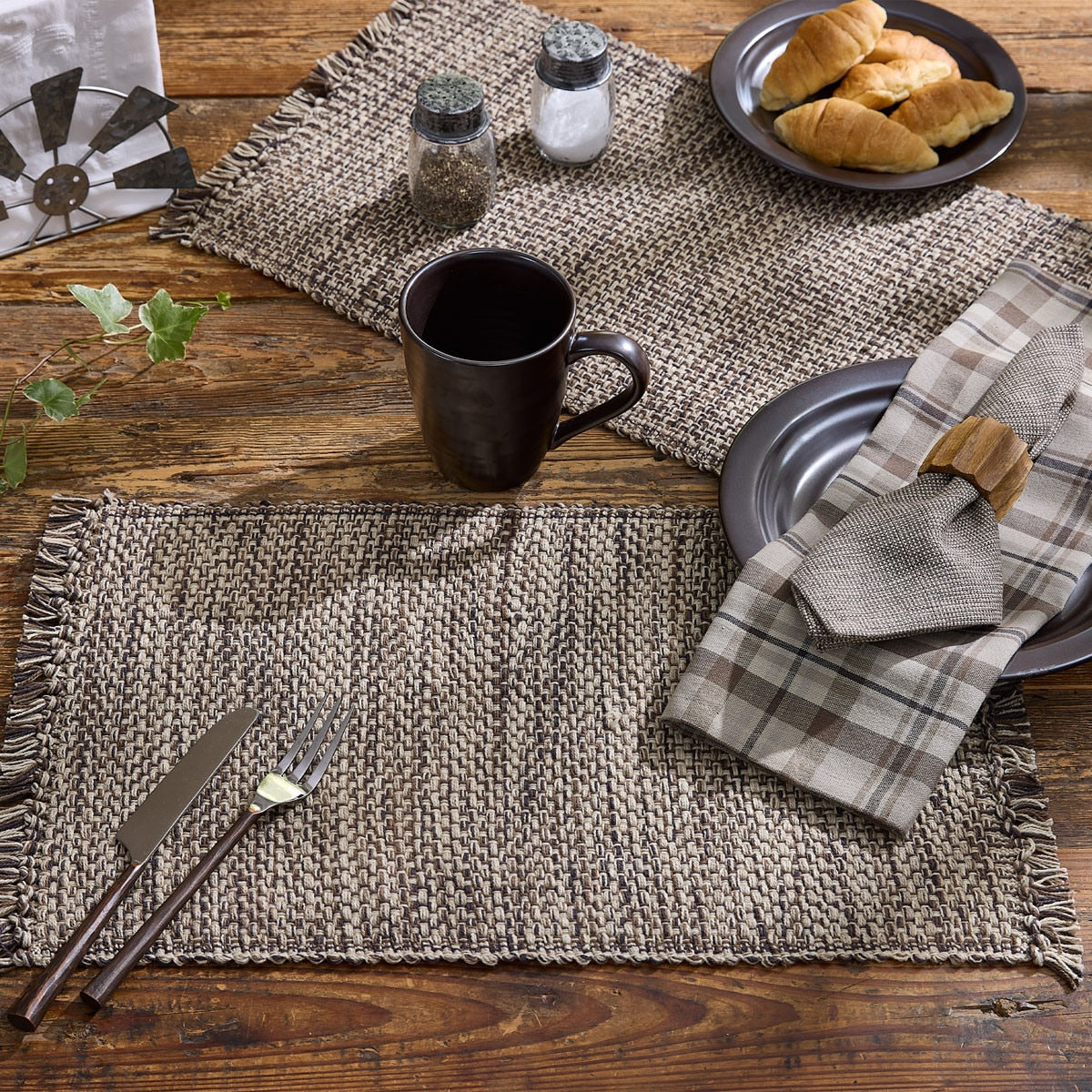 Basketweave Table Runner 36" L - Prairie Park Designs
