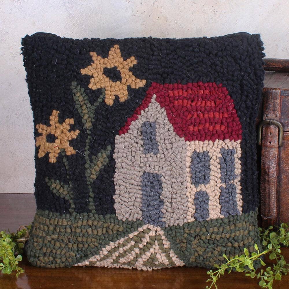 Home Comfort Hooked Pillow PL102030