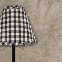 Black-Nutmeg Heritage House Check Black 12
