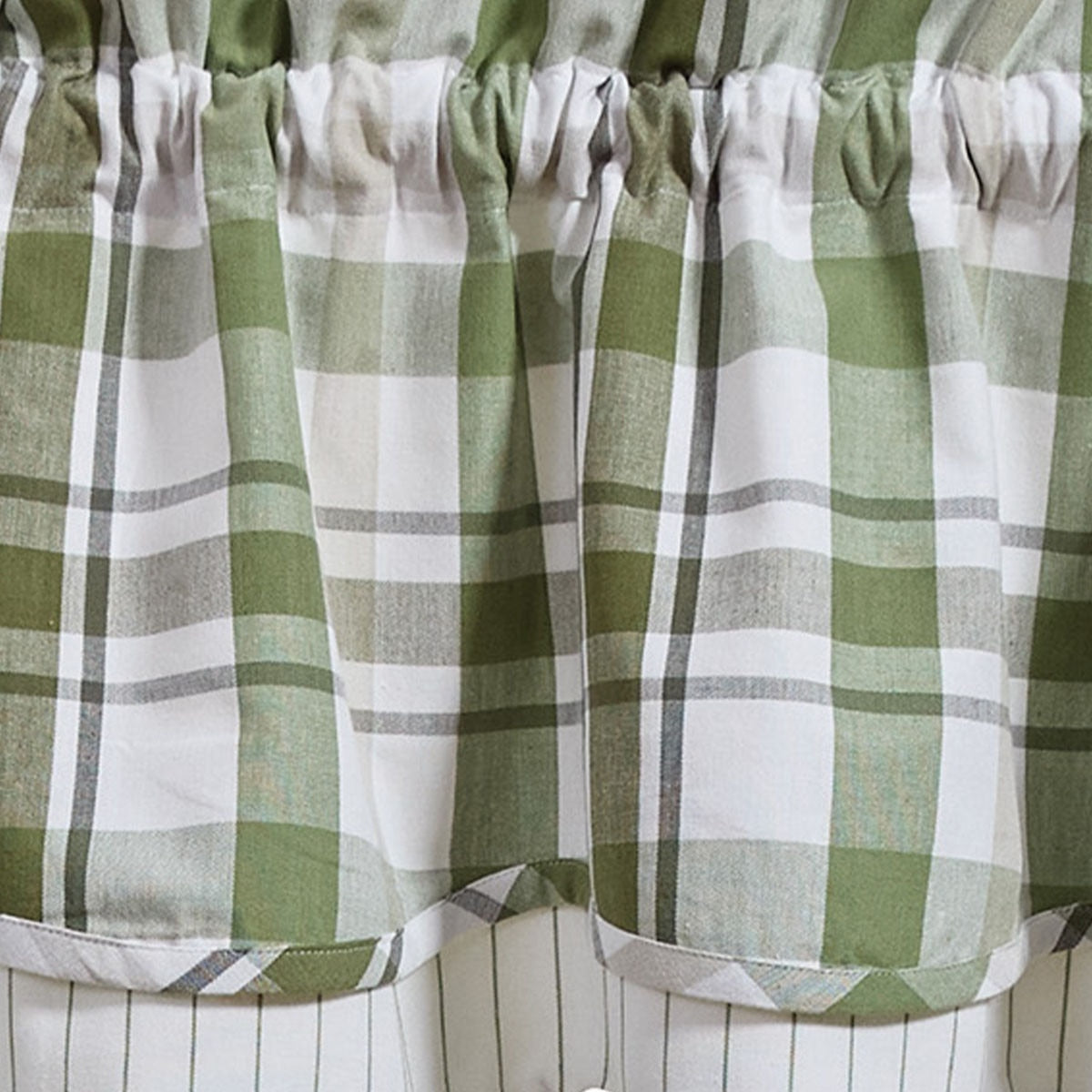Hayes Plaid Lined Layered Valance - 72x16 Park Designs
