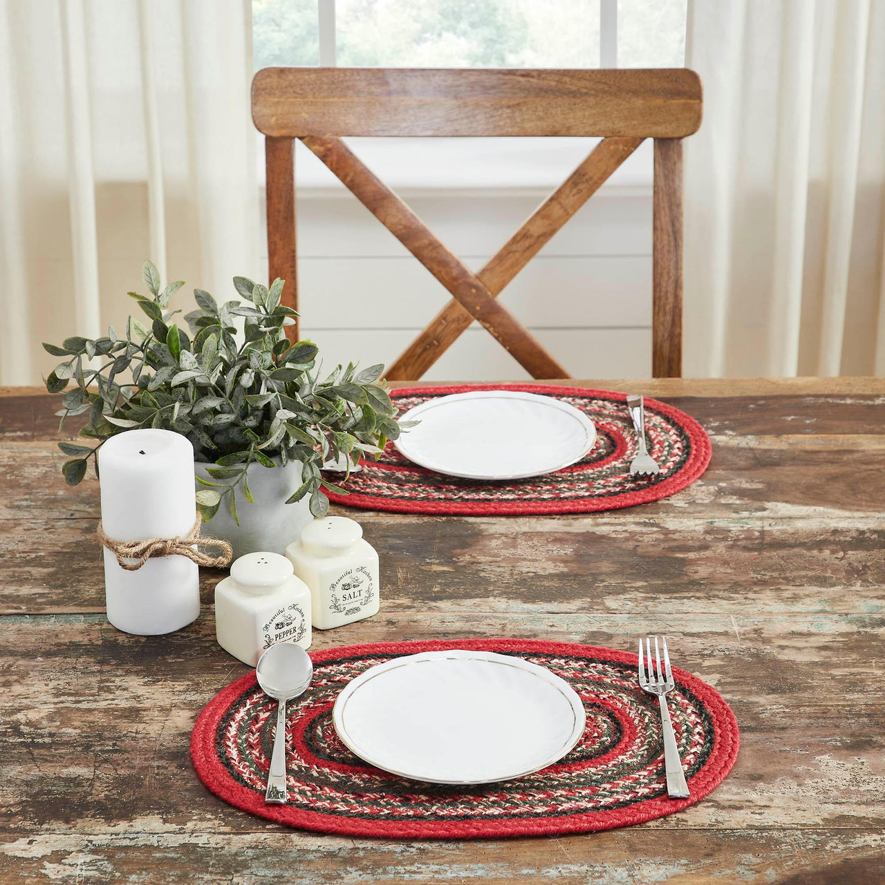 Forrester Indoor/Outdoor Oval Placemat 10x15 - The Fox Decor