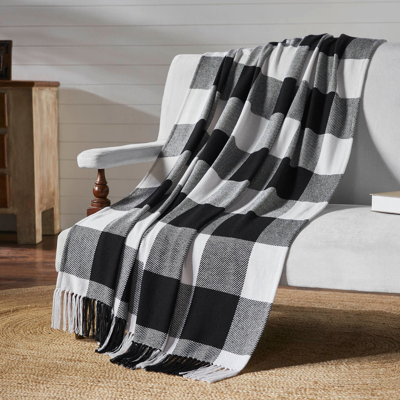 Annie Buffalo Check Black Woven Throw 50x60