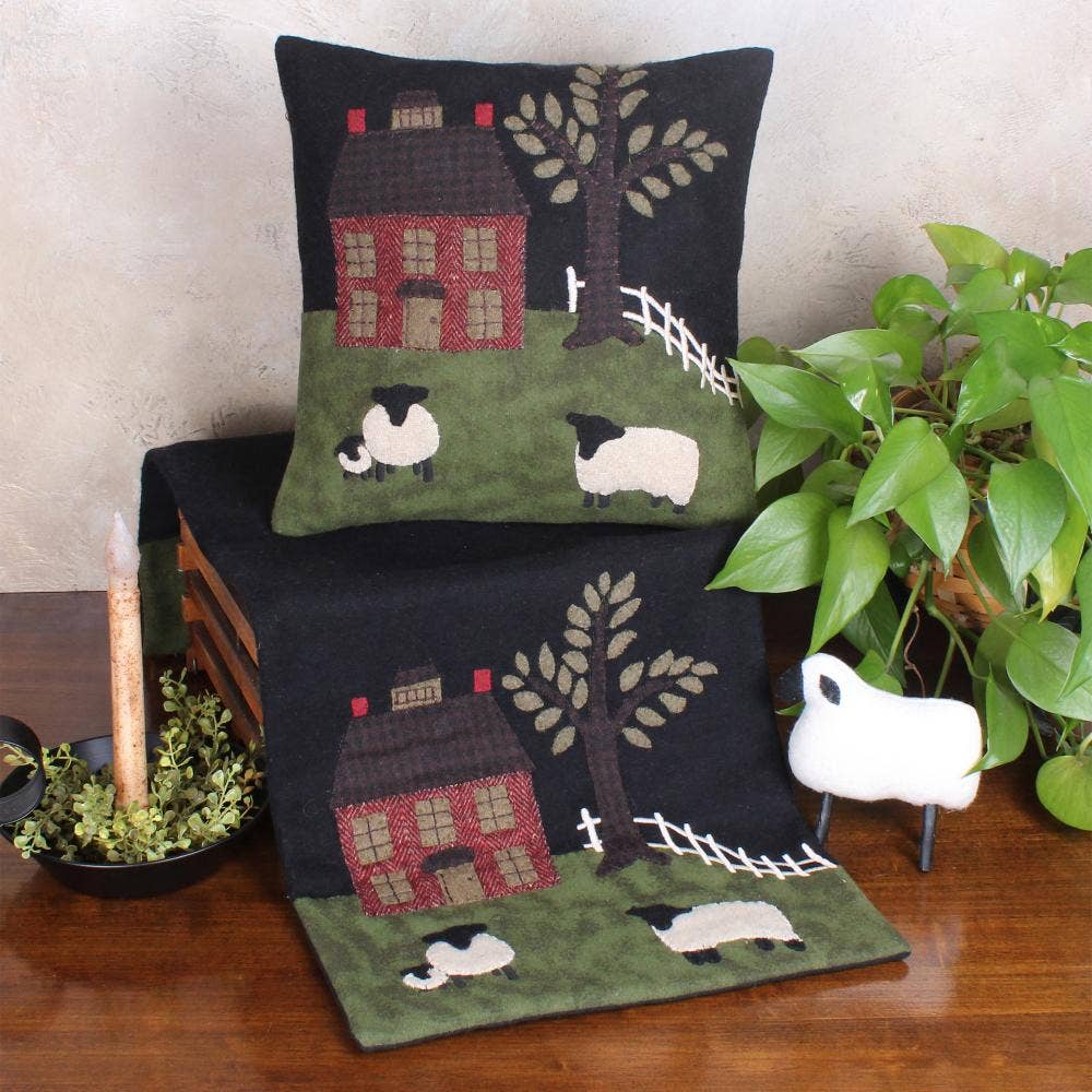 Green Pastures Wool Felt Table Runner 14x42 TR425025
