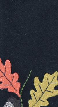 Leaves & Acorns Black towel  Set of 2 ET022010