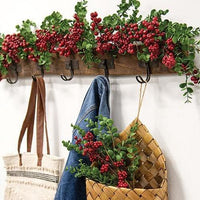 Hunter's Glen Berries & Eucalyptus Pick 21 - The Fox Decor