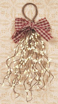 Pip Berry Wispy Teardrop Ivory - The Fox Decor
