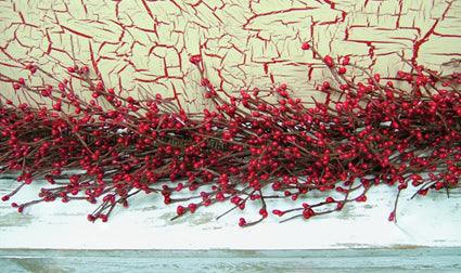 Red Pip Garland 4 ft - The Fox Decor