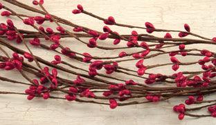 Red Pip Wispy Garland 4 ft - The Fox Decor
