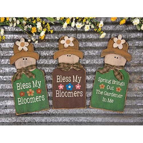 Distressed Wooden Spring Phrases Gardener Hanger 3 Asstd - The Fox Decor