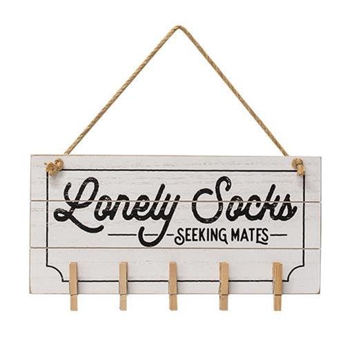 Lonely Socks Seeking Mates Shiplap Clip Sign - The Fox Decor