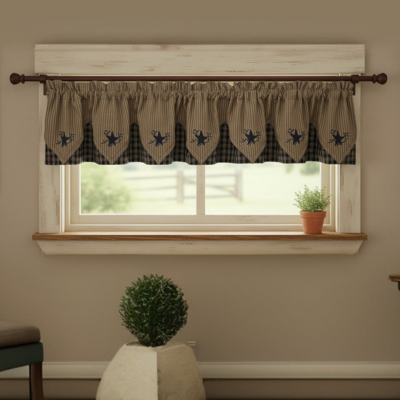 Sturbridge Navy Star Valance