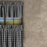 Black-Nutmeg Heritage House Check Black 24
