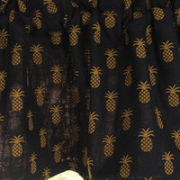 Pineapple Town -  Black Valance VL660011
