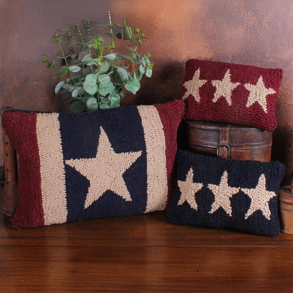 Three Star hooked Pillow 8x12 Wine PL572017