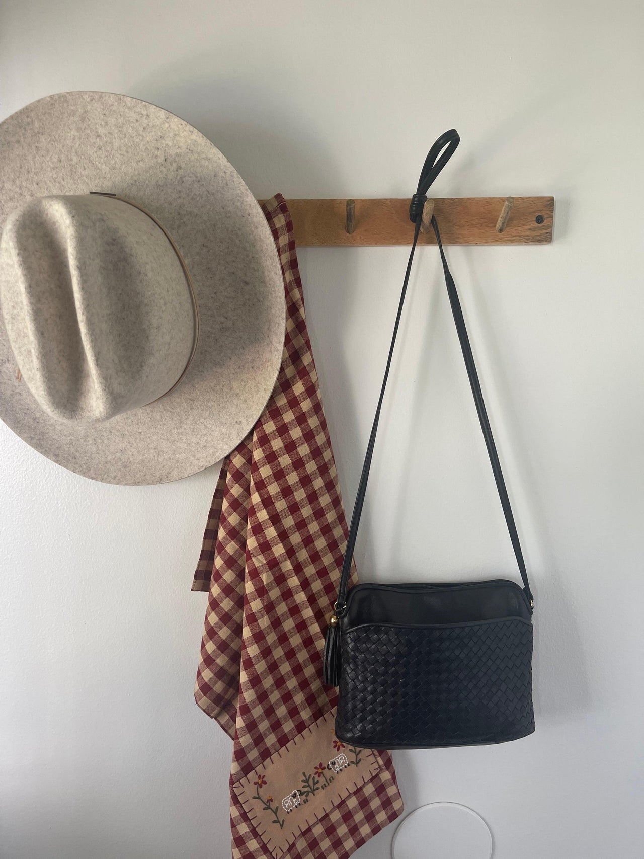 Barn Red Nutmeg 2 Sheep Towel Set Of Two ETAS0050 - The Fox Decor